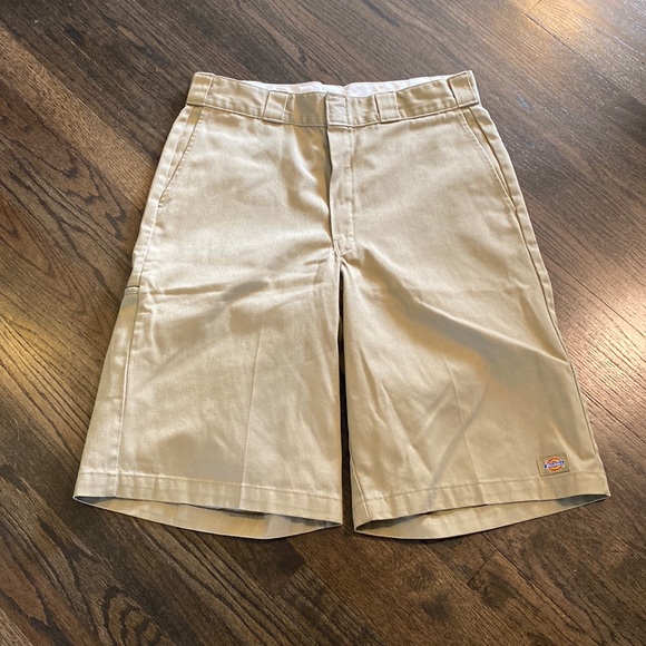 Dickies Other - Dickies Khaki Shorts 34 VGUC